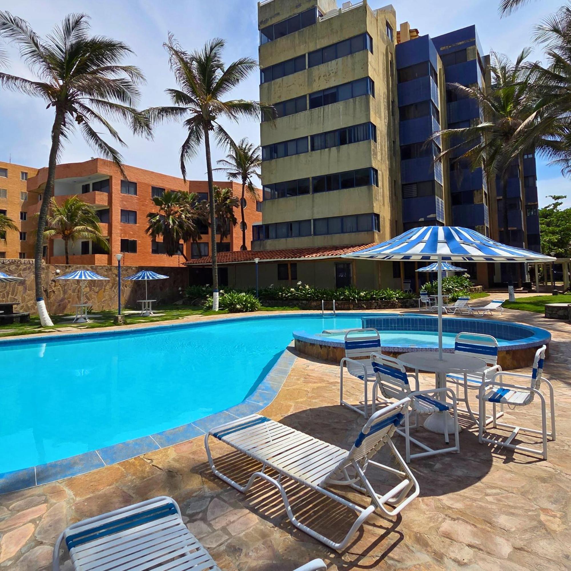شقة Tucacas, Frente Al Mar, Piscina Y Playa Privada المظهر الخارجي الصورة